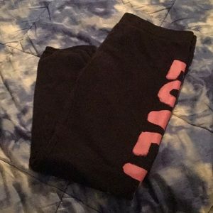 VS Capri campus love pink